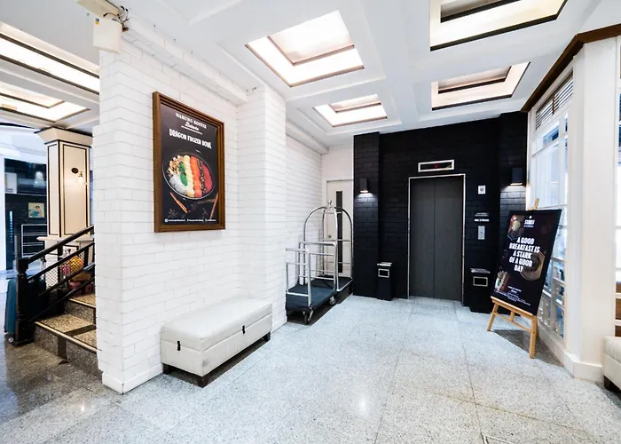 Boutique And 3*