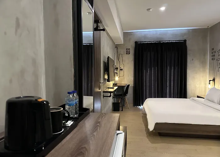 Boutique And 3*